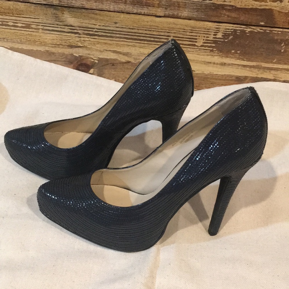 Colin Stuart Hidden Platform Pointed Toe Pumps - image 5